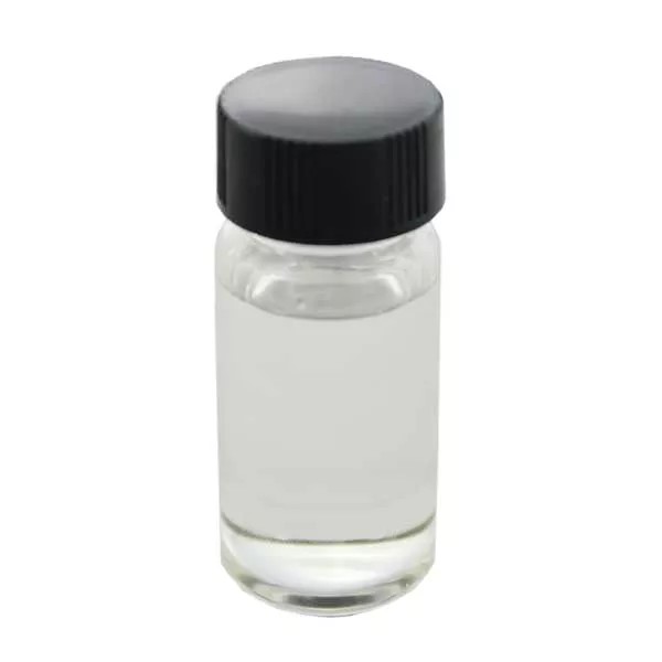 Rajeunissement des cheveux avec le dexpanthénol: secrets aux serrures succulentes